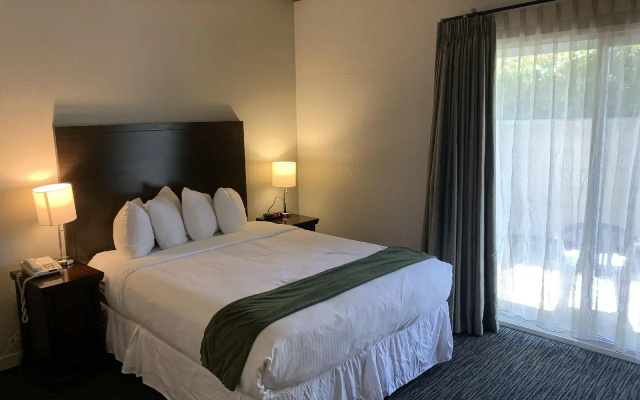 photo 5 of Cannery Row Inn
