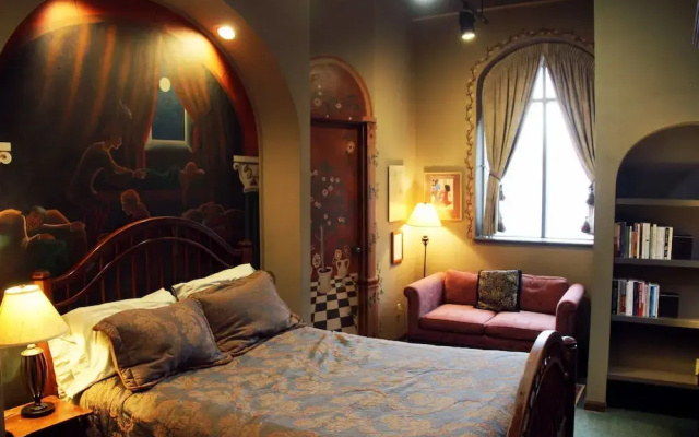 photo 2 of Canterbury Inn
