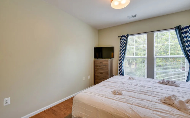 photo 5 of Capitol Heights Apartment ~ 8 Mi to National Mall!