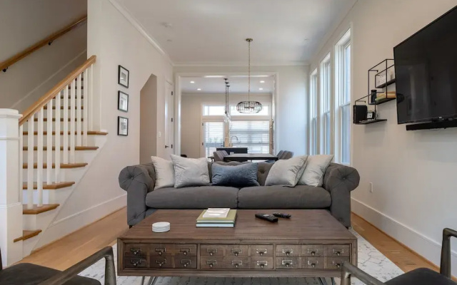 photo 4 of Capitol Hill - Four Bedroom TownHouse