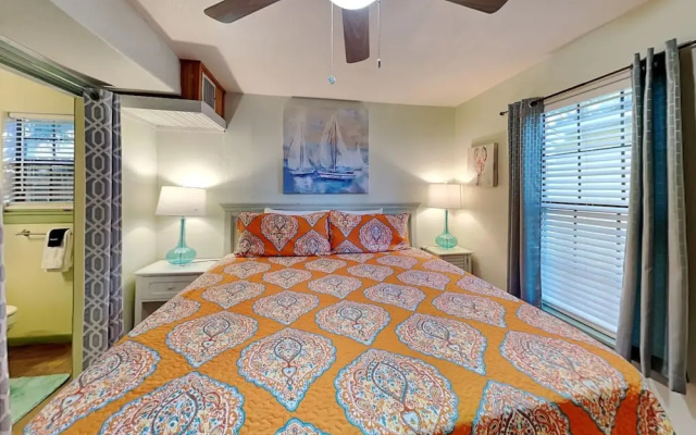 photo 2 of Sun Harbor Cottages by Miss Kitty’s