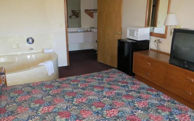 photo 4 of Caprice Motor Inn