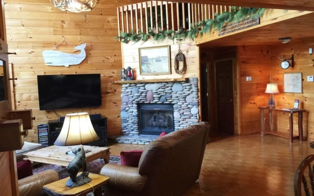 photo 3 of Captain Morley`s Mountain Inn