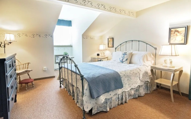photo 4 of Captain Stannard House Bed and Breakfast Country Inn