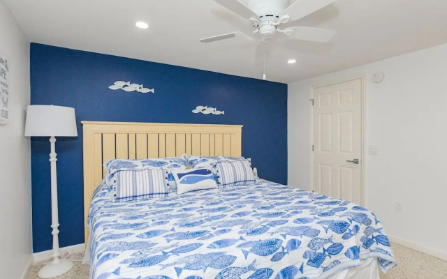 photo 3 of Captain's Quarters at Anna Maria Island Inn