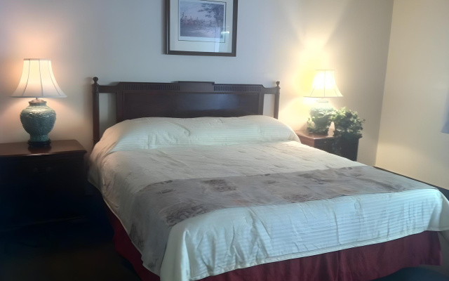 photo 3 of Caravelle Inn Extended Stay