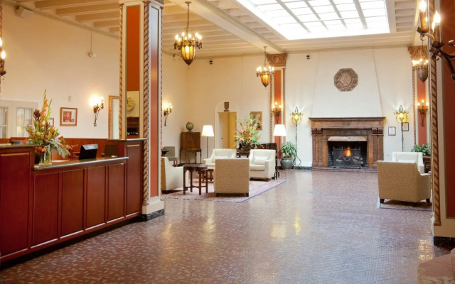photo 2 of The Cardinal Hotel