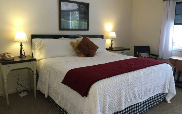 photo 5 of The Cardinal Inn