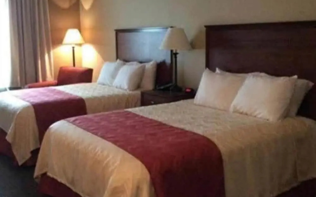 photo 3 of Cardinal Inn & Event Center