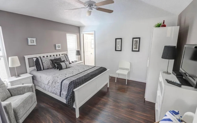 photo 5 of Carey's Southern Dunes Vacation Home