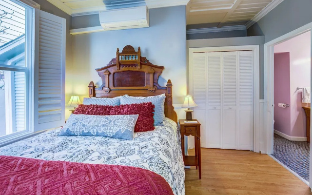 photo 3 of Carlisle Garden Suites