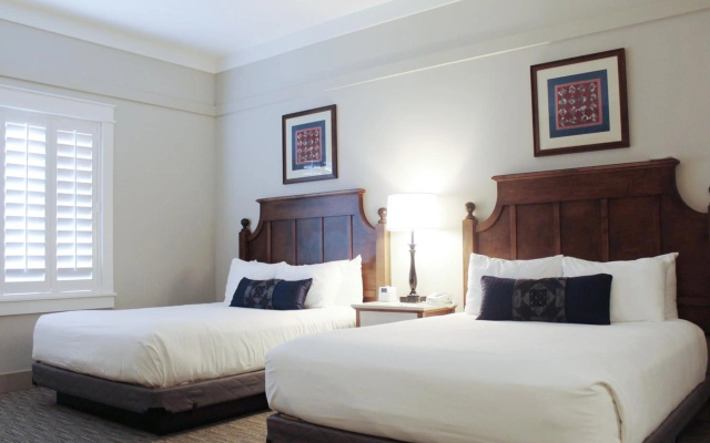 photo 5 of Carlisle Inn