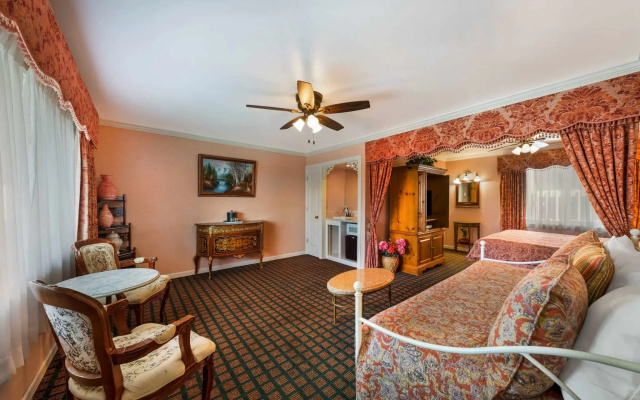 photo 3 of Carmel Inn And Suites