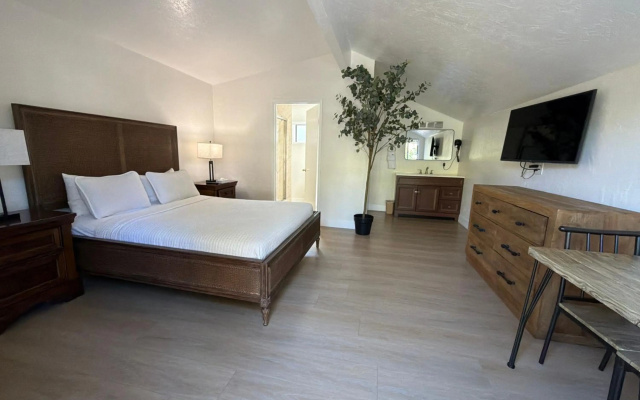 photo 4 of Carmel Resort Inn