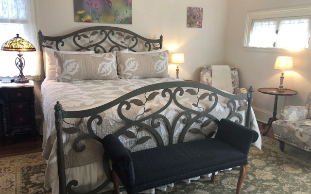 photo 3 of Carolina Bed & Breakfast