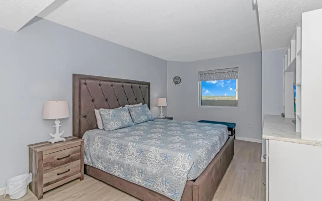 photo 5 of Carolinian 1535