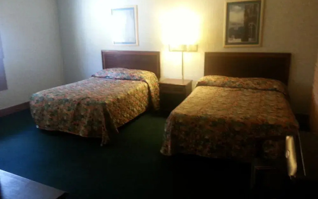 photo 3 of The Carolinian Inn