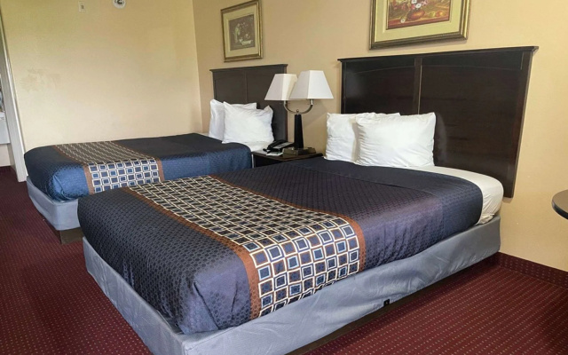 photo 5 of Carom Inn A Travelodge By Wyndham Denham Springs