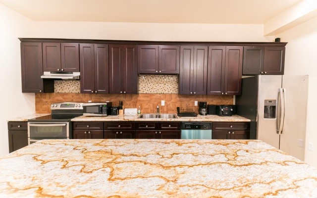 photo 2 of Carondelet Street Modern Suites