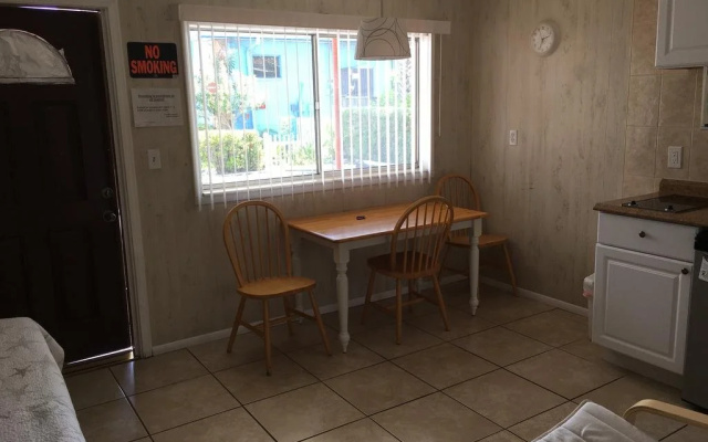 photo 2 of Carousel Suites