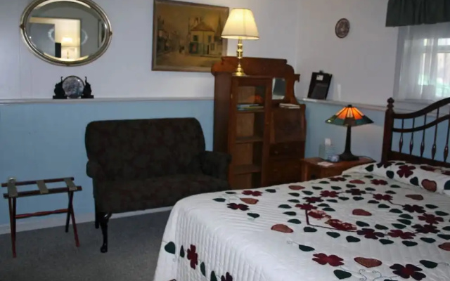 photo 5 of Carriage Corner Bed & Breakfast