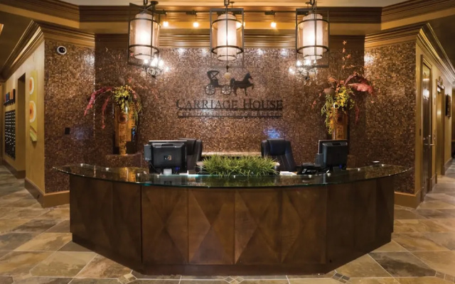 photo 2 of Carriage House Hotel