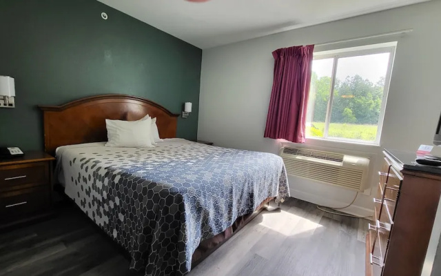 photo 3 of Stonewood Inn & Suites Carrollton - Smithfield