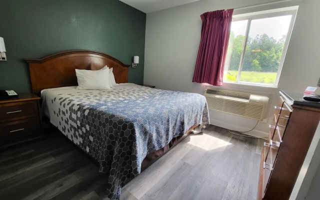 photo 4 of Stonewood Inn & Suites Carrollton - Smithfield