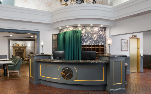 photo 2 of The Cartwright Hotel - Union Square BW Premier Collection