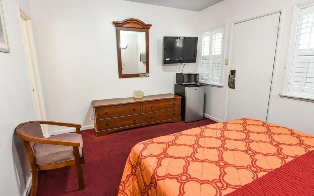 photo 5 of Casa Bell Motel