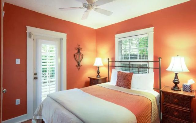 photo 4 of Casa Blanca - 3bd2ba - Private Pool & Parking
