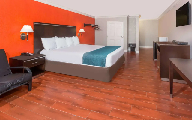 photo 3 of Casa Blanca Hotel - Orange