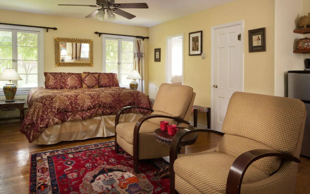 photo 3 of Casa Blanca Inn