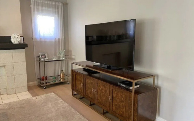 photo 2 of Casa Blanca Lux Beach House Santa Monica