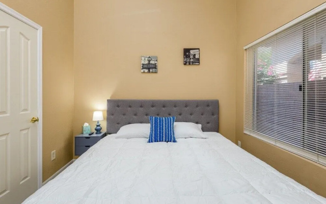 photo 2 of Casa Caliente 3 Bedroom Home by Redawning