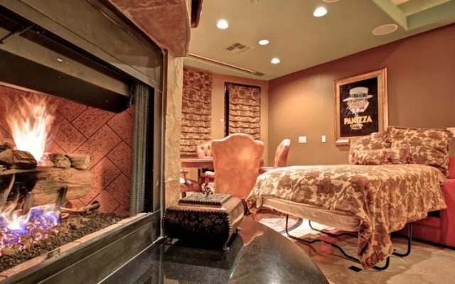 photo 3 of Casa de Four Peaks