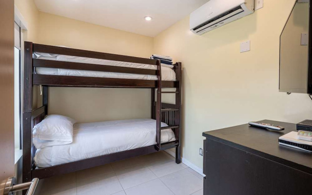 photo 5 of Casa Del Mar Boutique Apartments