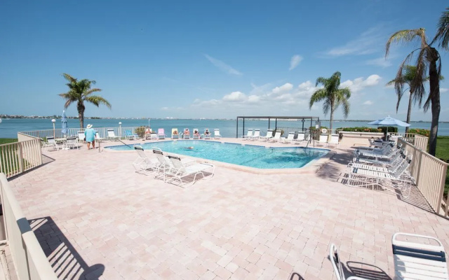 photo 3 of Casa Del Mar C-103