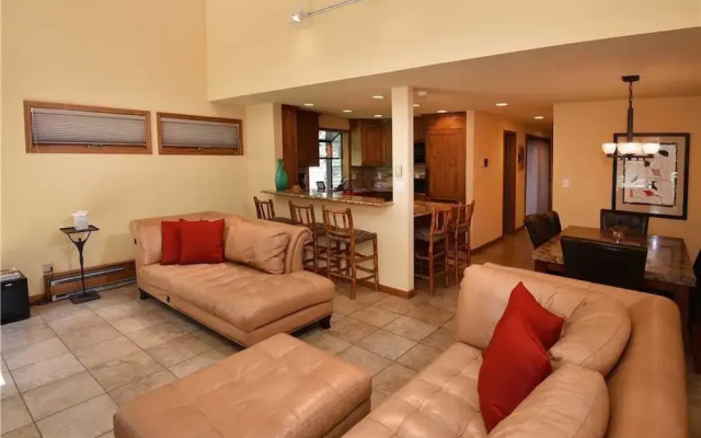 photo 2 of Casa Del Sol #6 3 Bedrooms 3 Bathrooms Condo