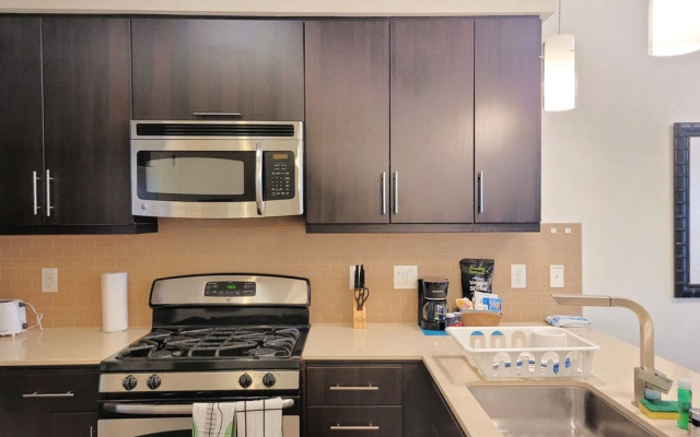 photo 4 of Venice Beach luxury Apartments minutes to The Marina And Santa Monica