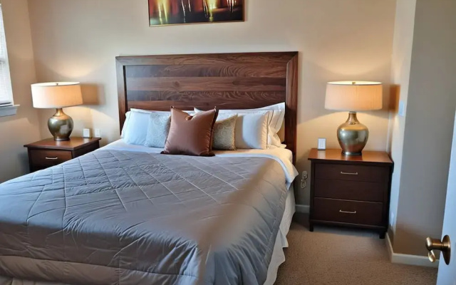 photo 2 of StaysPro - Venice Beach luxury Apartments minutes to The Marina And Santa Monica