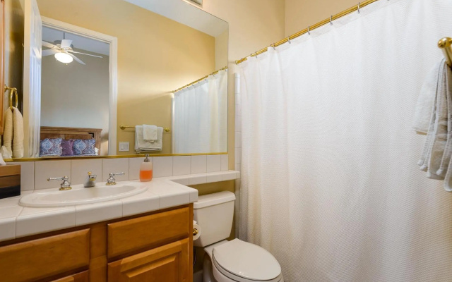 photo 4 of Casa Highland 3 Bedroom Home by Redawning