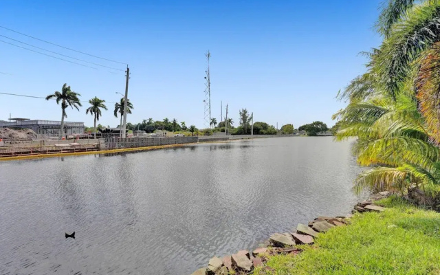 photo 2 of Casa Lago Waterfront Home & Pool Near Hard Rock Casino