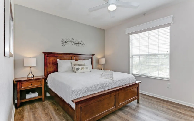 photo 3 of Casa Maria Luxurious 3 Bedroom Condo by RedAwning