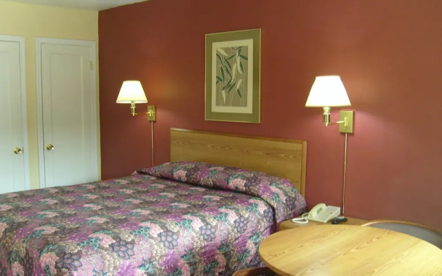 photo 4 of Cascade City Center Motel