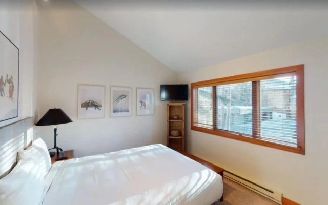 photo 3 of Cascade Village 3 Bedroom Condo With Pool, Hot Tubs, and On-demand Shuttle to Vail Village