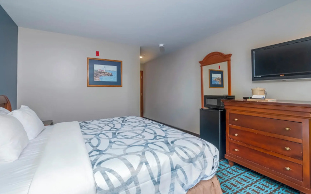 photo 3 of Casco Bay Inn