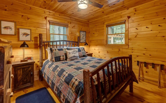 photo 4 of Castaway by Escape to Blue Ridge