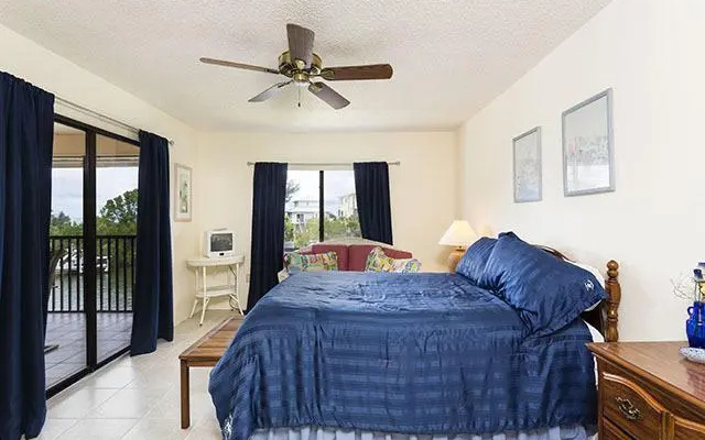 photo 2 of Castaway Cove 3B by Vacation Rental Pros