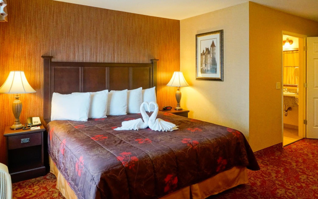 photo 5 of Castle Inn and Suites